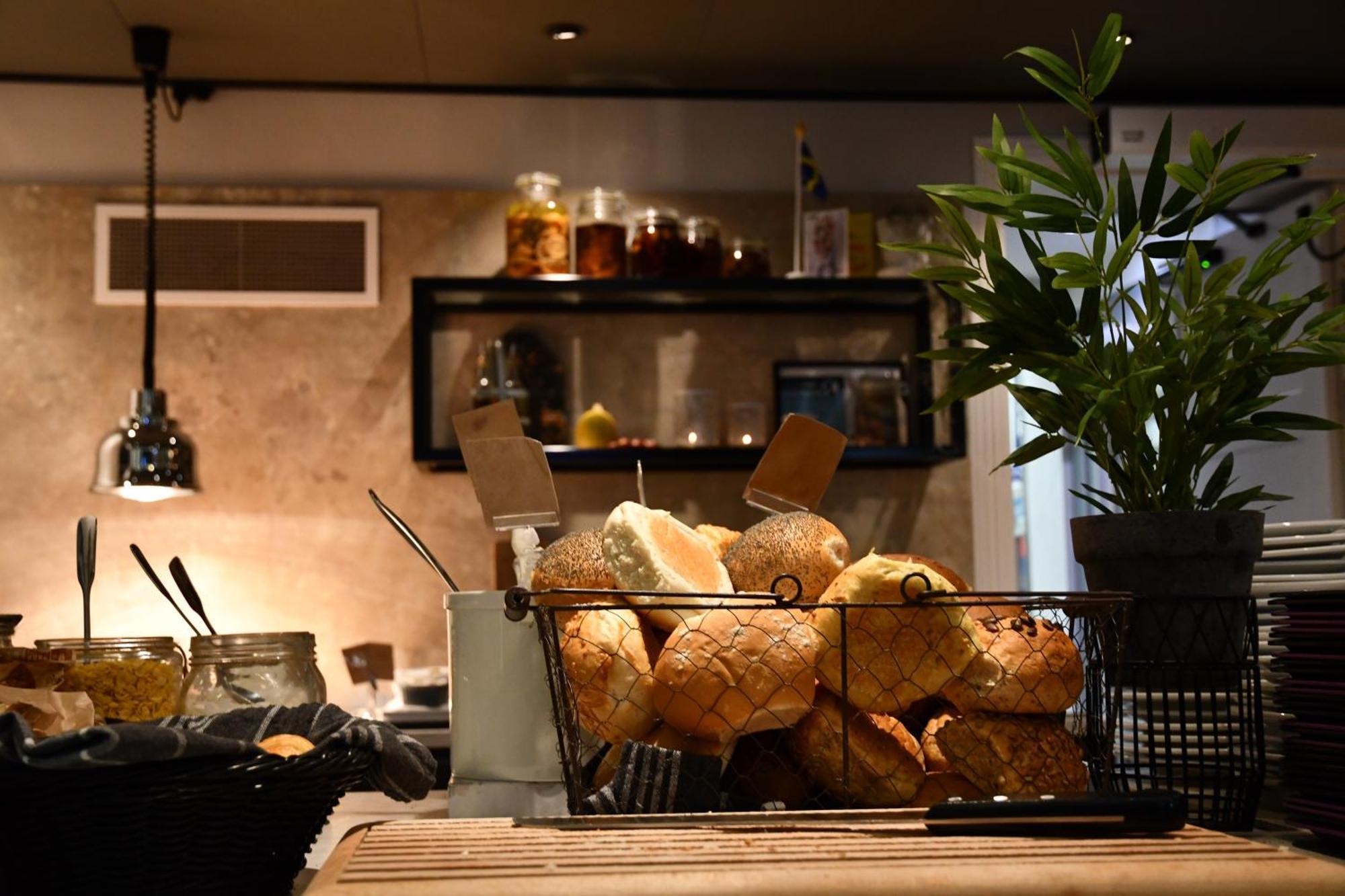 Home Hotel Norre Park Halmstad Zewnętrze zdjęcie
